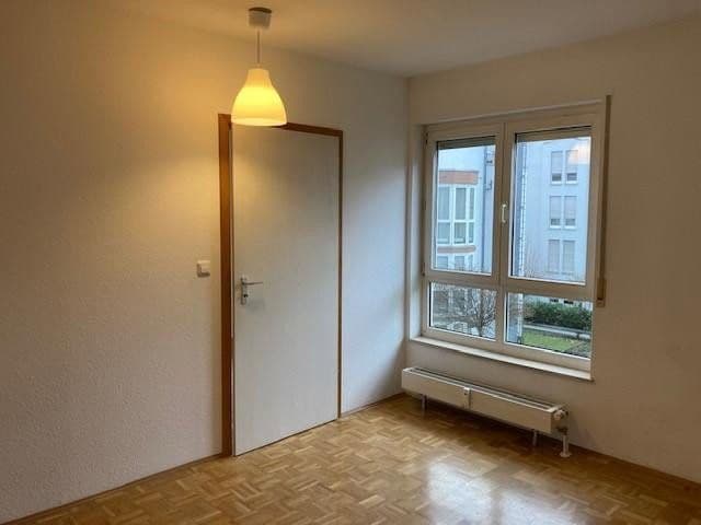 Prenájom bytu 2-izbový 41 m², Urbanstraße 22, Esslingen am Neckar, Bádensko-Wurttembersko Prenájom bytu 2-izbový 41 m², Urbanstraße 22, Esslingen am Neckar, Bádensko-Wurttembersko