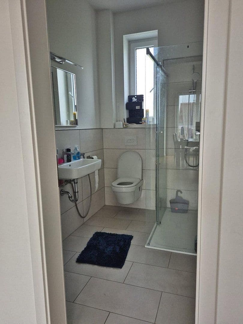 Prenájom bytu 4-izbový 148 m², Leipzig, Sasko Prenájom bytu 4-izbový 148 m², Leipzig, Sasko