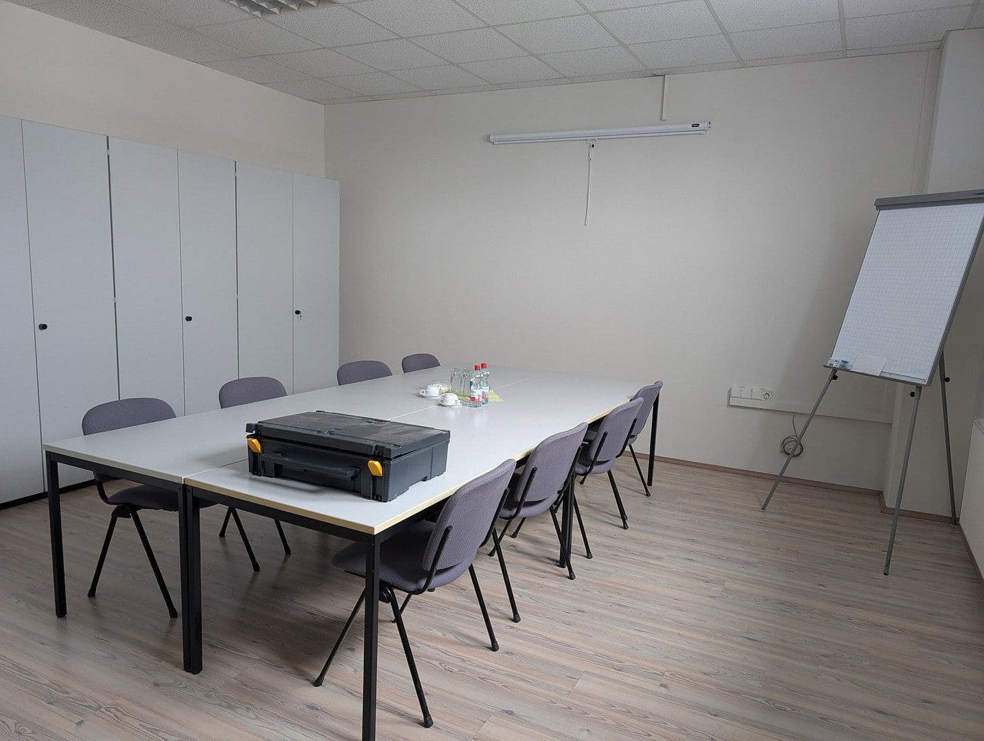 Prenájom nebytového priestoru 4.000 m², Werkstraße 3, Buch, Bavorsko Prenájom nebytového priestoru 4.000 m², Werkstraße 3, Buch, Bavorsko