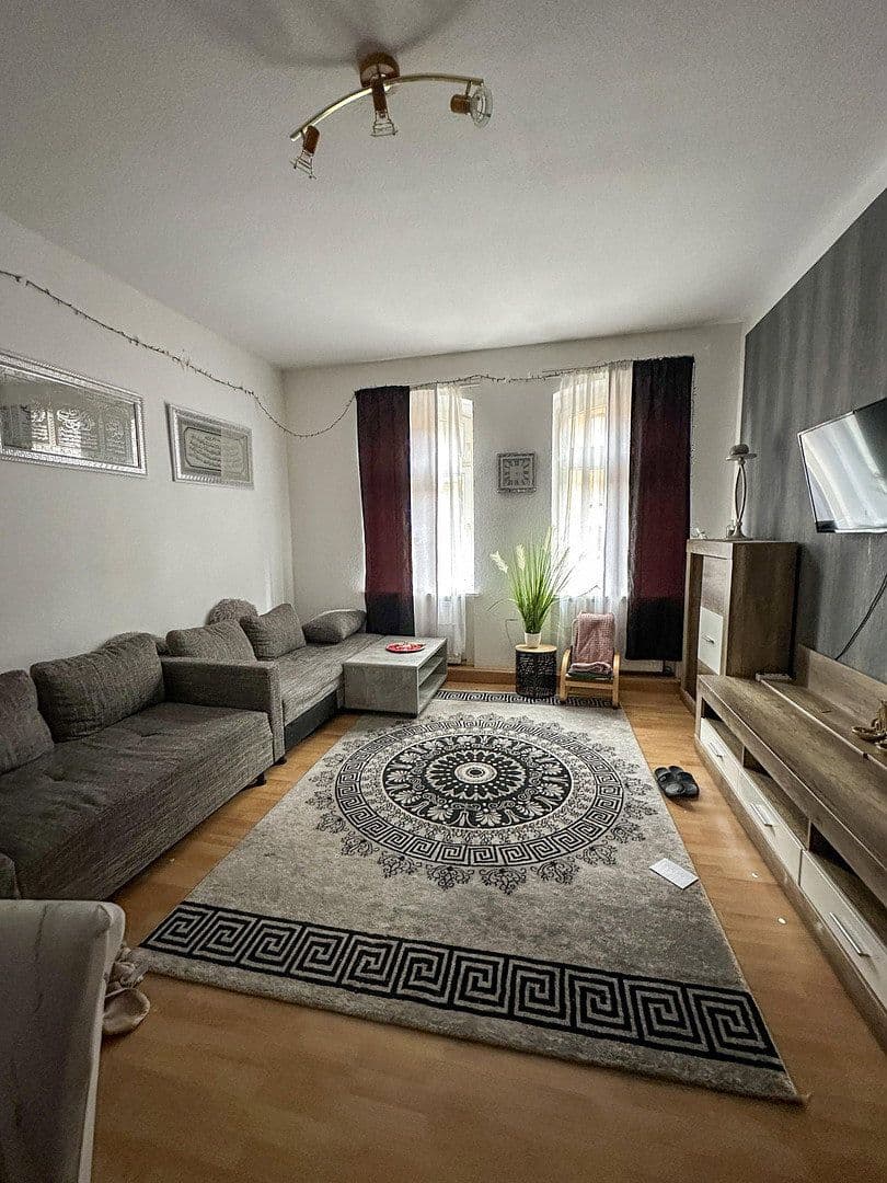 Prenájom bytu 4-izbový 121 m², Waltherstr. 6, Weißenfels, Sasko-Anhaltsko Prenájom bytu 4-izbový 121 m², Waltherstr. 6, Weißenfels, Sasko-Anhaltsko