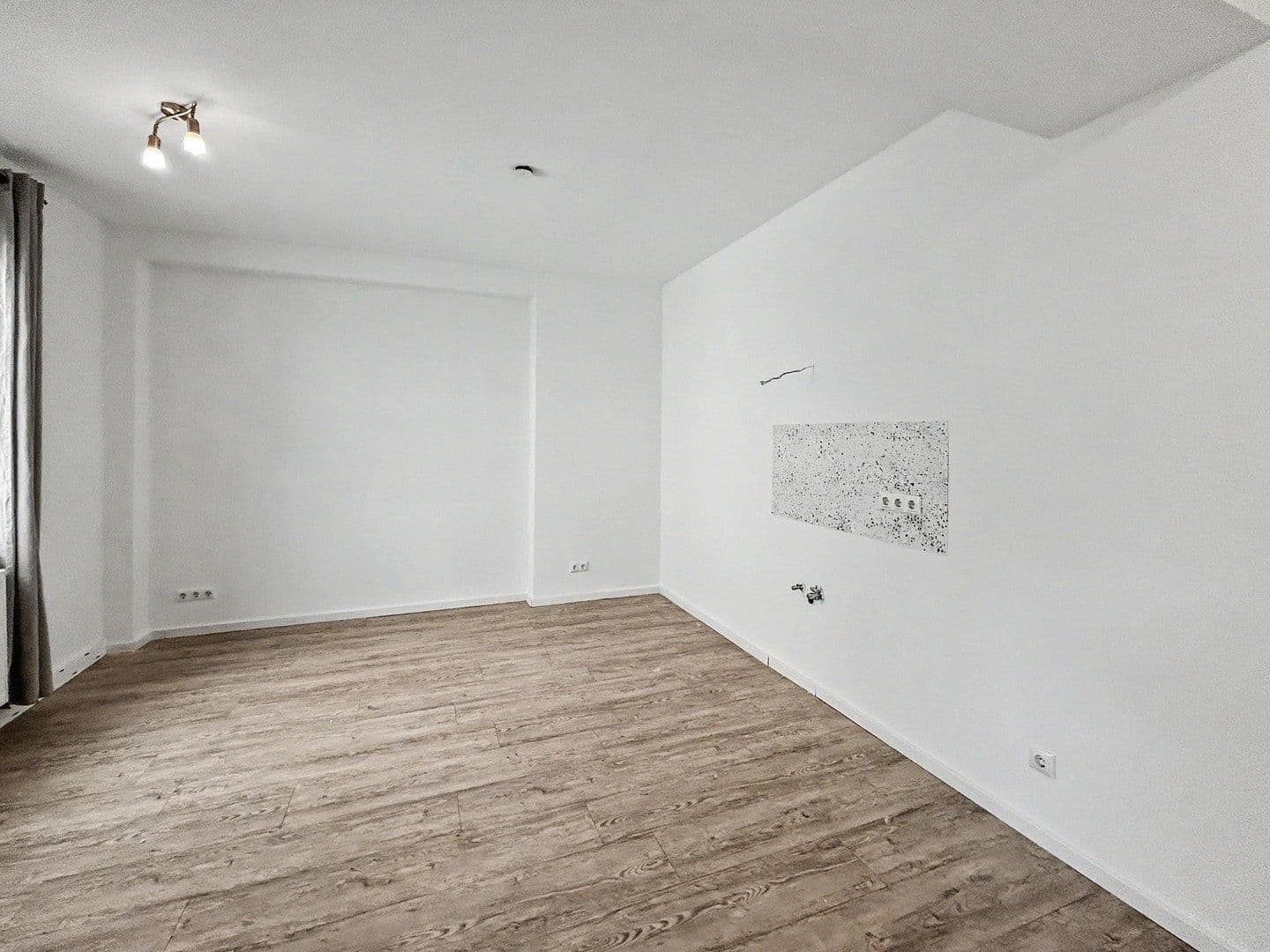 Prenájom domu 150 m², pozemek 65 m², Köln, Severné Porýnie - Westfálsko Prenájom domu 150 m², pozemek 65 m², Köln, Severné Porýnie - Westfálsko