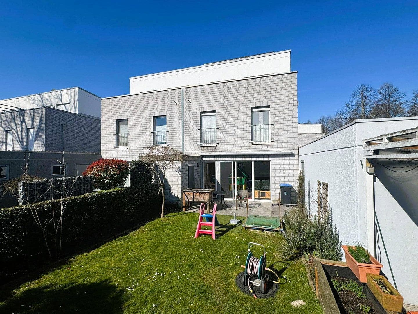 Predaj domu 173 m², pozemek 301 m², Marl, Severné Porýnie - Westfálsko Predaj domu 173 m², pozemek 301 m², Marl, Severné Porýnie - Westfálsko