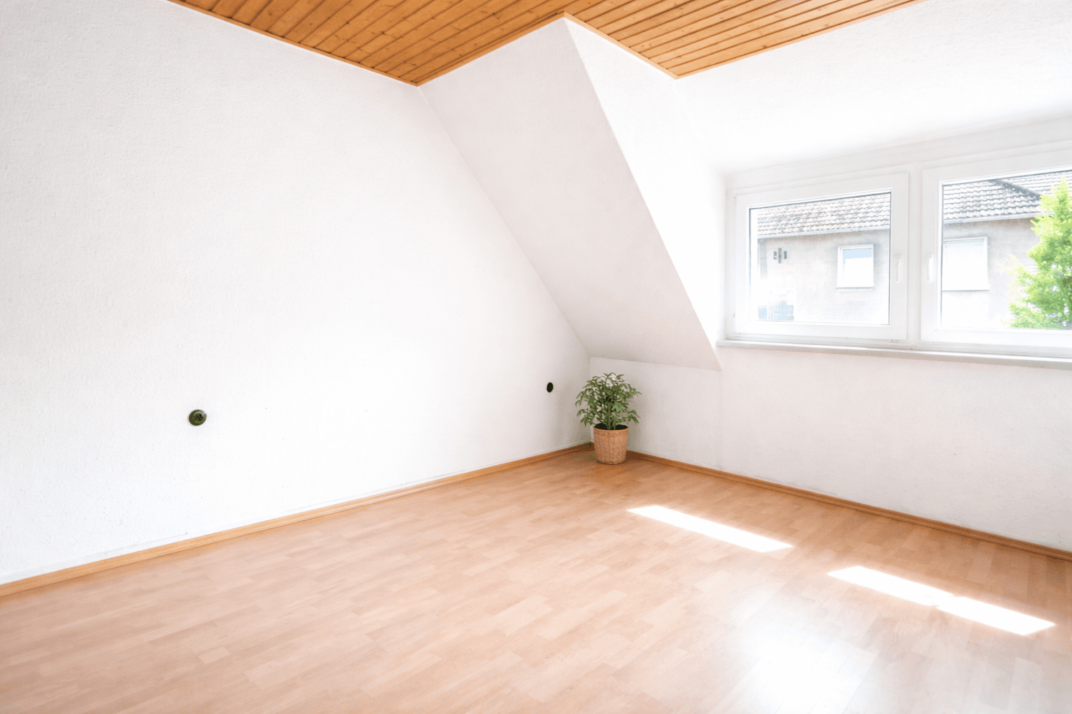 Prenájom bytu 3-izbový 74 m², Waldstraße 15, Remscheid, Severné Porýnie - Westfálsko Prenájom bytu 3-izbový 74 m², Waldstraße 15, Remscheid, Severné Porýnie - Westfálsko