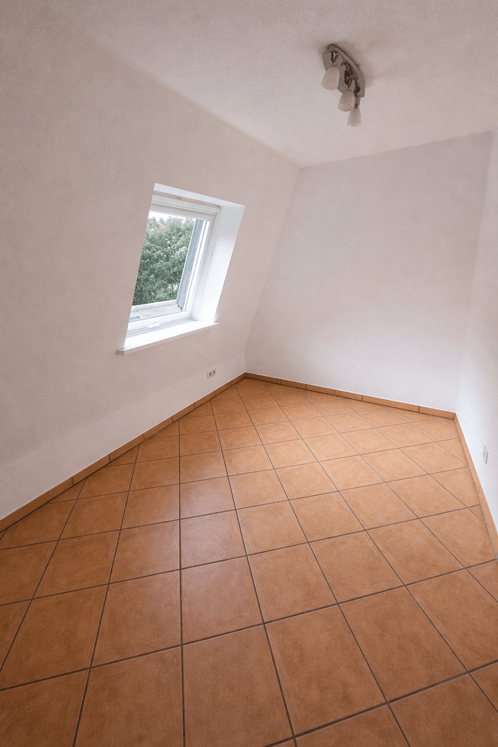 Prenájom bytu 3-izbový 73 m², Hüttemeisterstraße 15, Lüdenscheid, Severné Porýnie - Westfálsko Prenájom bytu 3-izbový 73 m², Hüttemeisterstraße 15, Lüdenscheid, Severné Porýnie - Westfálsko