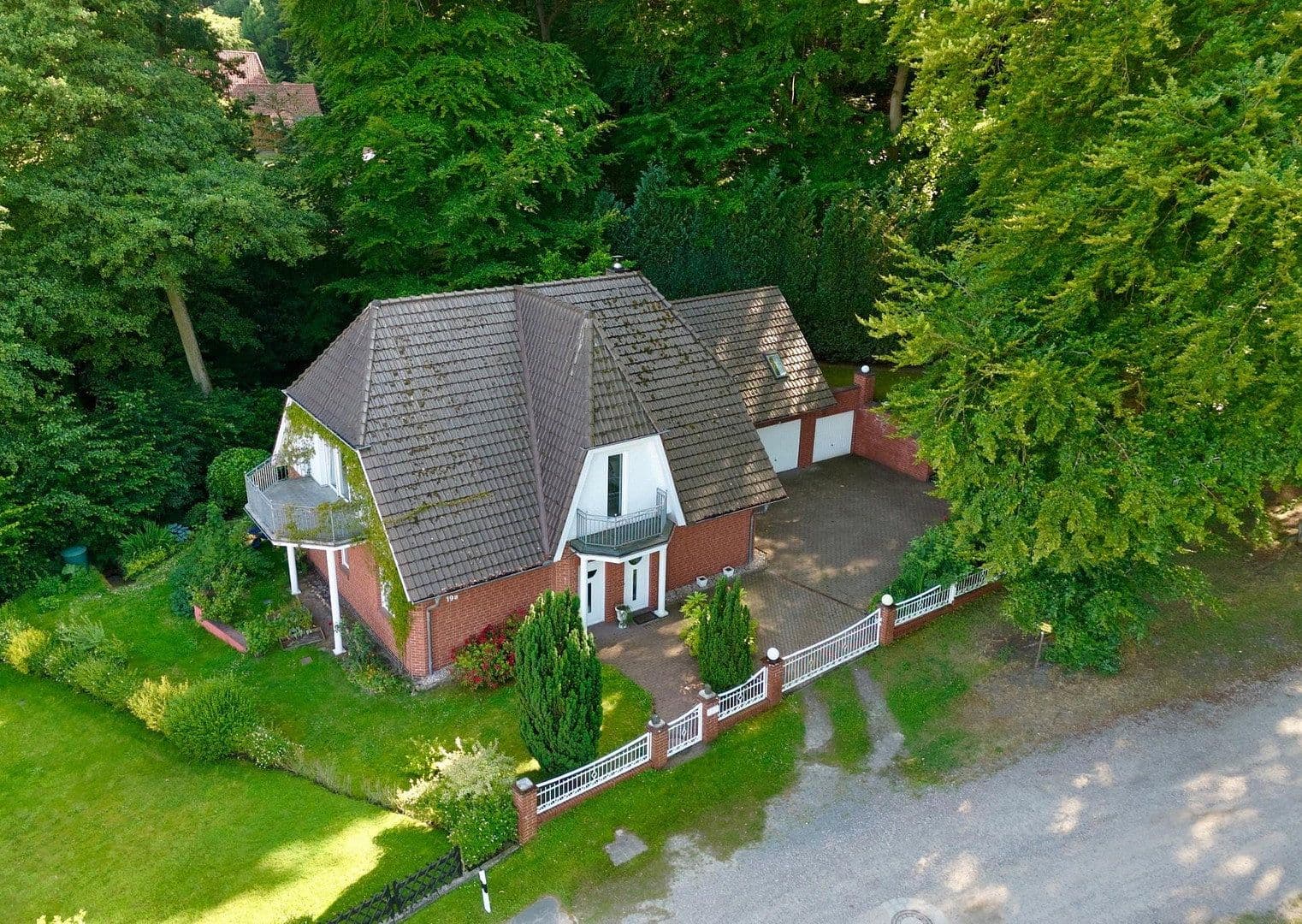 Predaj domu 225 m², pozemek 910 m², Oyler Berg 19A, Marklohe, Dolné Sasko Predaj domu 225 m², pozemek 910 m², Oyler Berg 19A, Marklohe, Dolné Sasko