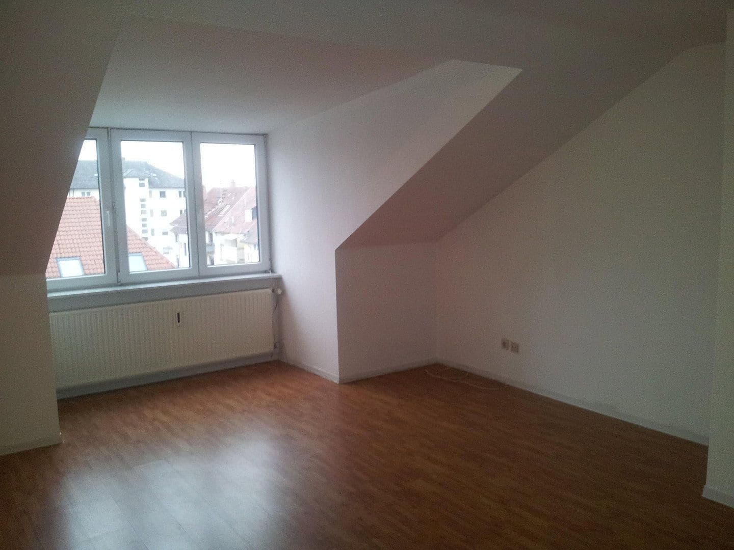 Prenájom bytu 2-izbový 62 m², Hildebrandstr-22, Karlsruhe, Bádensko-Wurttembersko Prenájom bytu 2-izbový 62 m², Hildebrandstr-22, Karlsruhe, Bádensko-Wurttembersko