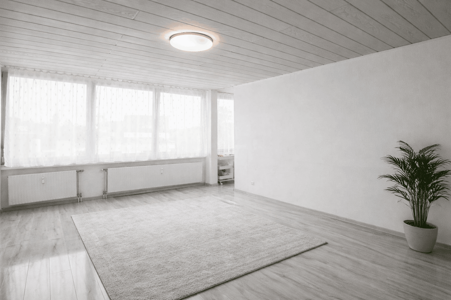 Prenájom bytu 3-izbový 96 m², Schwertstraße 65, Krefeld, Severné Porýnie - Westfálsko Prenájom bytu 3-izbový 96 m², Schwertstraße 65, Krefeld, Severné Porýnie - Westfálsko