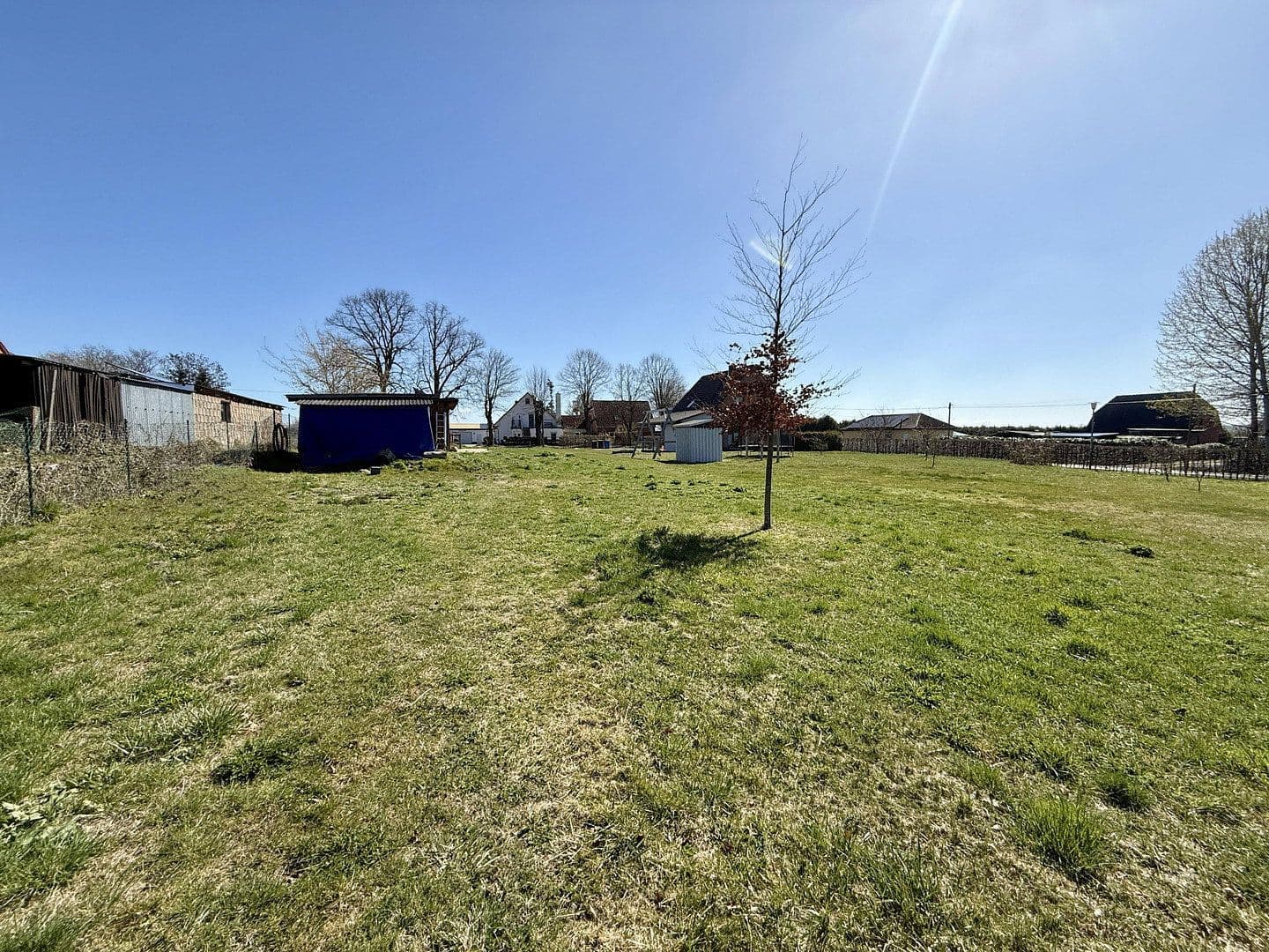 Predaj pozemku 690 m², Kartlow 34, Neuburg, Meklenbursko-Predpomoransko Predaj pozemku 690 m², Kartlow 34, Neuburg, Meklenbursko-Predpomoransko