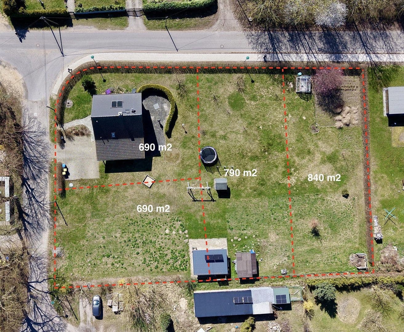 Predaj pozemku 690 m², Kartlow 34, Neuburg, Meklenbursko-Predpomoransko Predaj pozemku 690 m², Kartlow 34, Neuburg, Meklenbursko-Predpomoransko