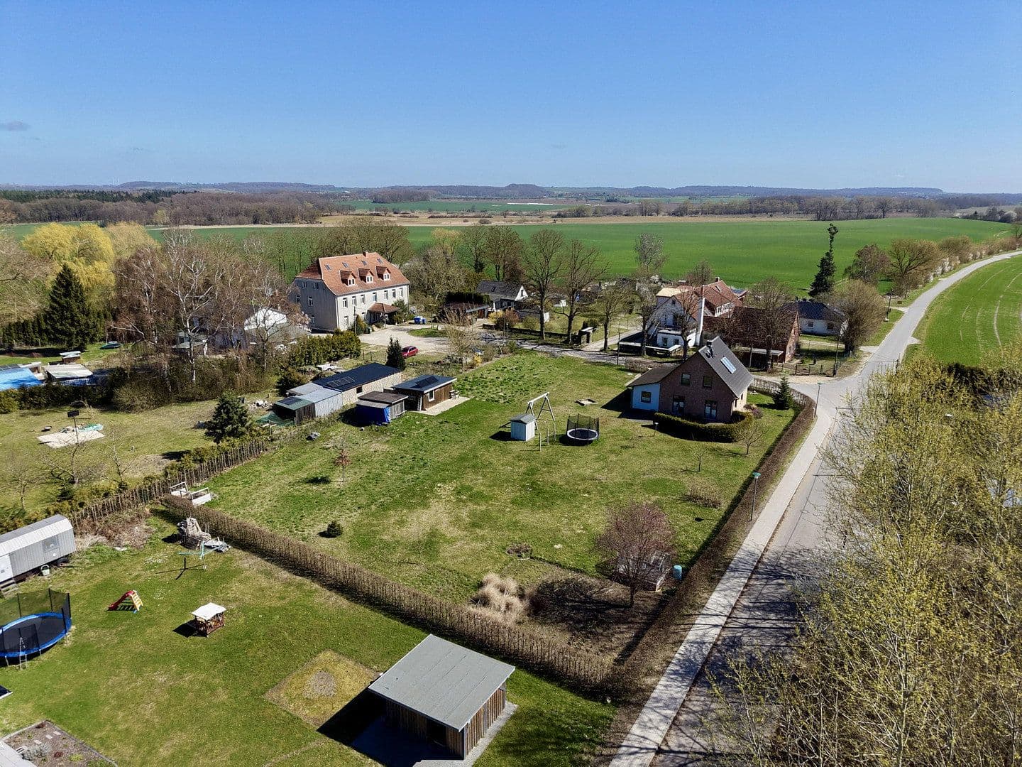 Predaj pozemku 690 m², Kartlow 34, Neuburg, Meklenbursko-Predpomoransko Predaj pozemku 690 m², Kartlow 34, Neuburg, Meklenbursko-Predpomoransko