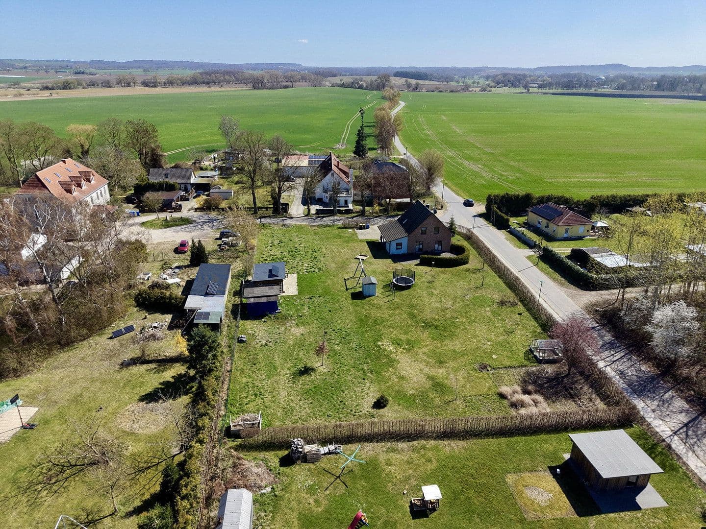 Predaj pozemku 690 m², Kartlow 34, Neuburg, Meklenbursko-Predpomoransko Predaj pozemku 690 m², Kartlow 34, Neuburg, Meklenbursko-Predpomoransko