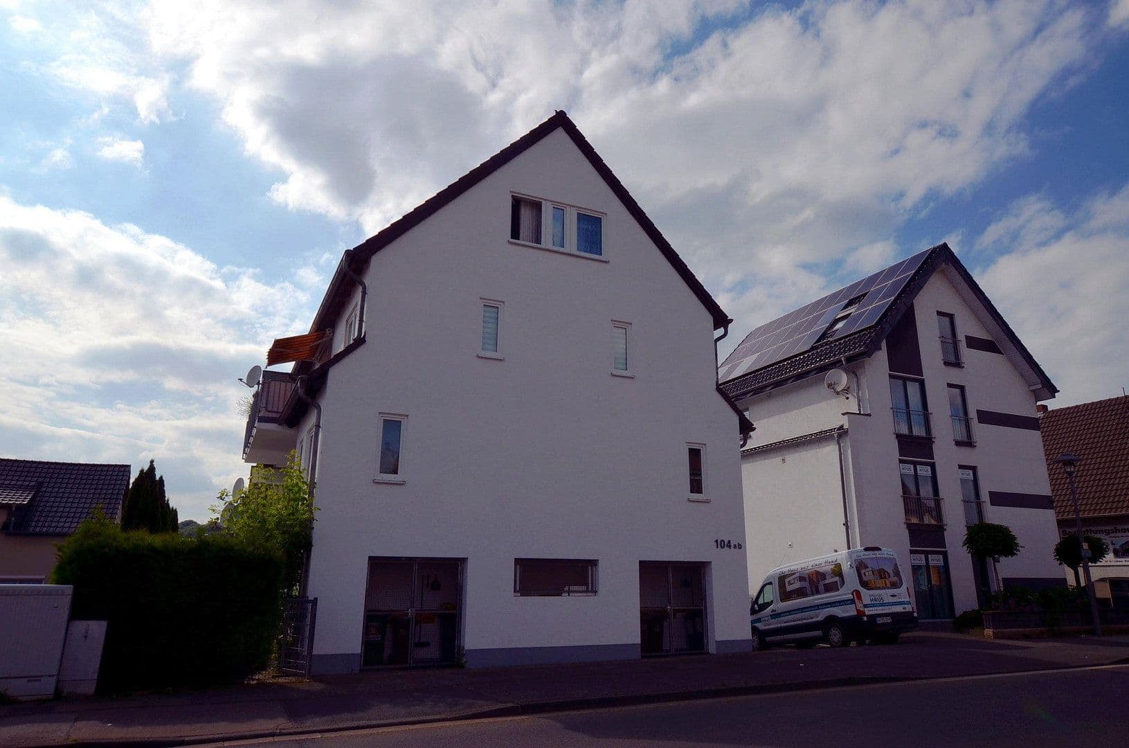 Prenájom bytu 4-izbový 100 m², Hauptstr. 104a, Lohmar, Severné Porýnie - Westfálsko Prenájom bytu 4-izbový 100 m², Hauptstr. 104a, Lohmar, Severné Porýnie - Westfálsko