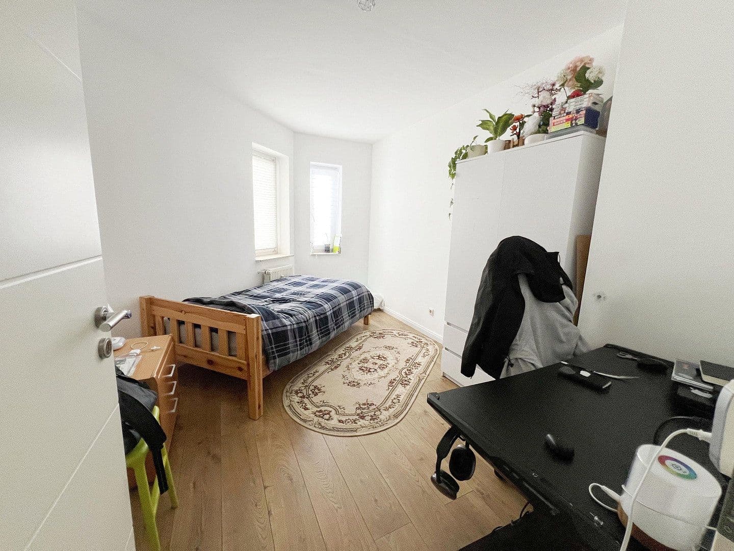 Prenájom bytu 4-izbový 100 m², Hauptstr. 104a, Lohmar, Severné Porýnie - Westfálsko Prenájom bytu 4-izbový 100 m², Hauptstr. 104a, Lohmar, Severné Porýnie - Westfálsko