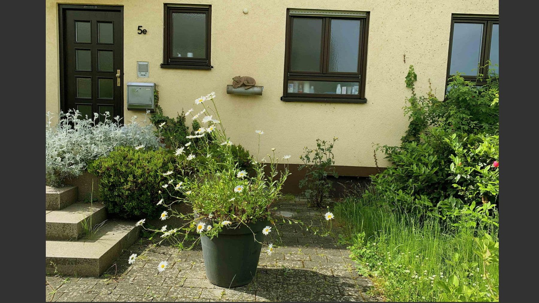 Predaj domu 180 m², pozemek 410 m², Stutensee, Bádensko-Wurttembersko Predaj domu 180 m², pozemek 410 m², Stutensee, Bádensko-Wurttembersko