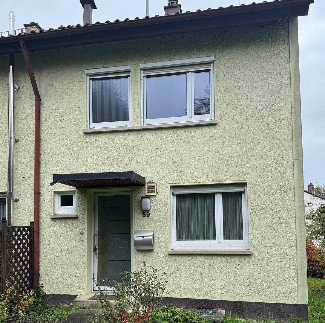 Predaj domu 88 m², pozemek 286 m², Esslingen am Neckar, Bádensko-Wurttembersko Predaj domu 88 m², pozemek 286 m², Esslingen am Neckar, Bádensko-Wurttembersko