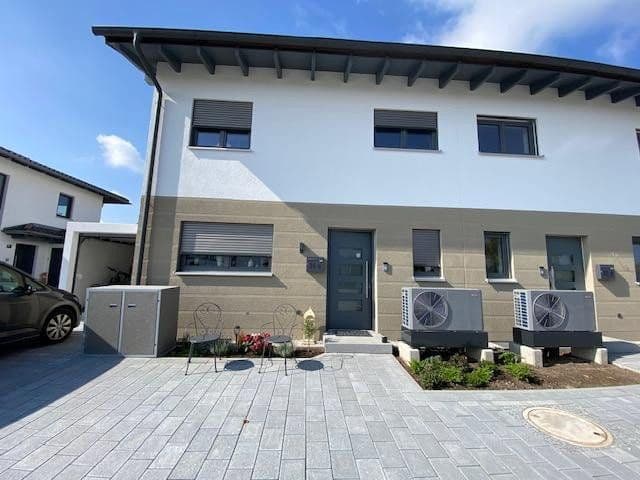 Predaj domu 125 m², pozemek 255 m², Straubing, Bavorsko Predaj domu 125 m², pozemek 255 m², Straubing, Bavorsko