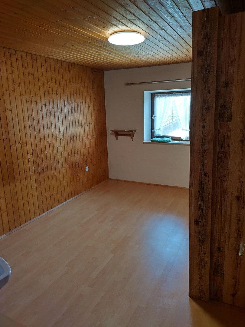 Prenájom bytu 2-izbový 39 m², Höslwang, Bavorsko Prenájom bytu 2-izbový 39 m², Höslwang, Bavorsko