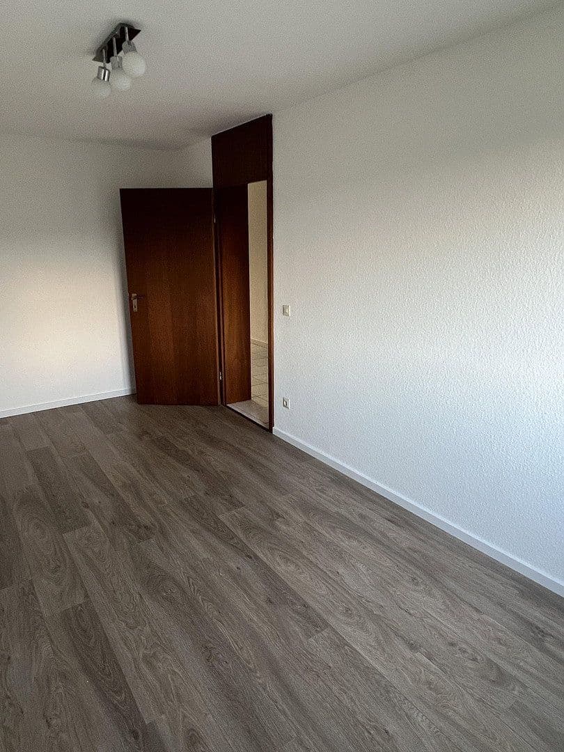 Predaj bytu 4-izbový 119 m², Weilimdorf, Bádensko-Wurttembersko Predaj bytu 4-izbový 119 m², Weilimdorf, Bádensko-Wurttembersko
