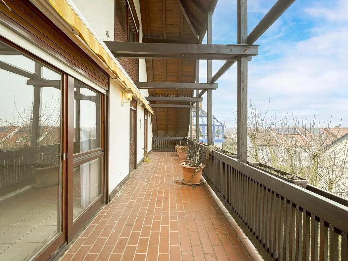 Prenájom bytu 3-izbový 115 m², Bachstraße 37, Rheinstetten, Bádensko-Wurttembersko Prenájom bytu 3-izbový 115 m², Bachstraße 37, Rheinstetten, Bádensko-Wurttembersko