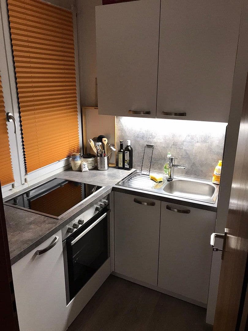 Prenájom bytu 1-izbový 40 m², Herzog-Johann-Str. 18, München, Bavorsko Prenájom bytu 1-izbový 40 m², Herzog-Johann-Str. 18, München, Bavorsko