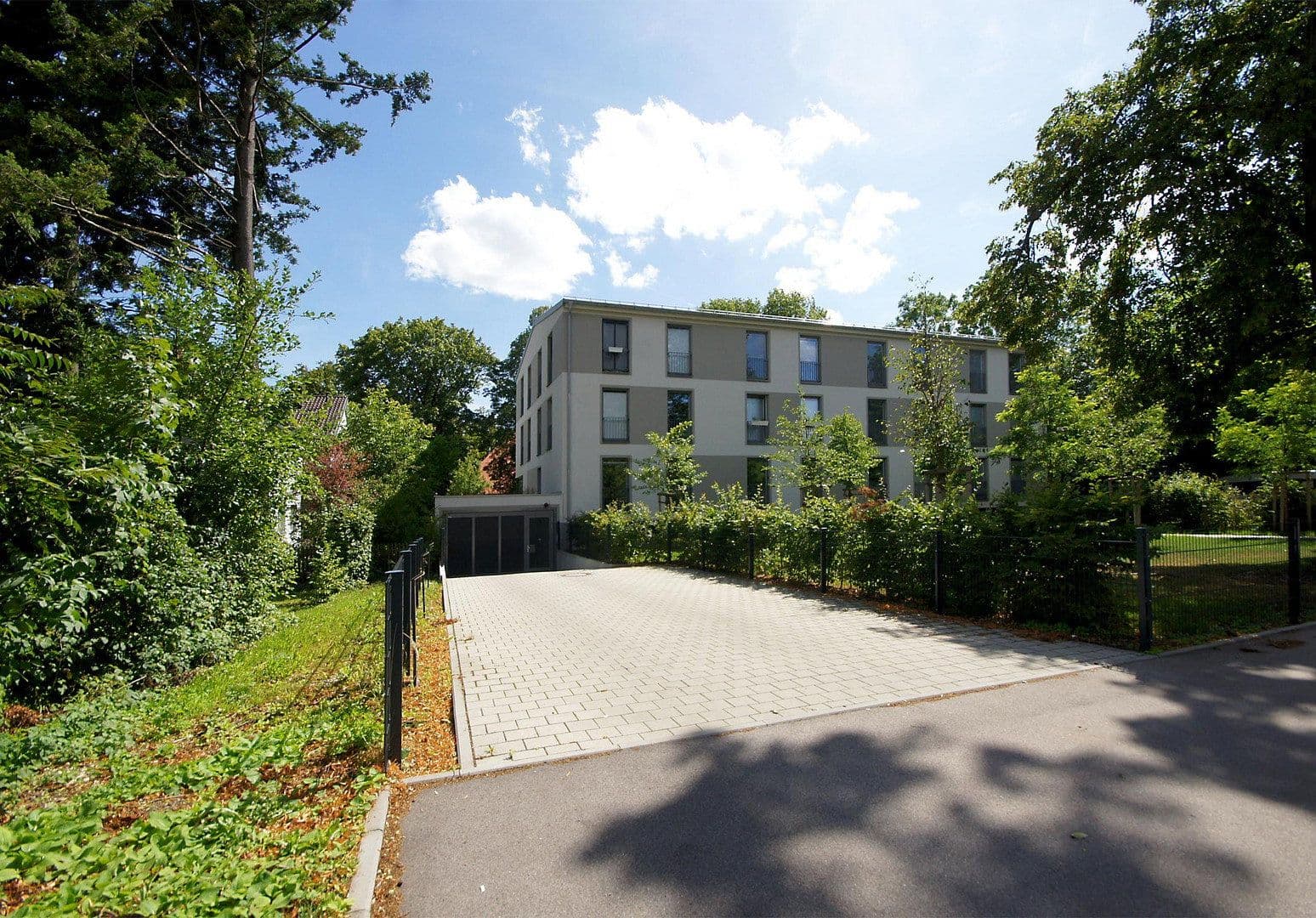 Prenájom bytu 2-izbový 69 m², Richard-Tauber-Straße 3, München, Bavorsko Prenájom bytu 2-izbový 69 m², Richard-Tauber-Straße 3, München, Bavorsko