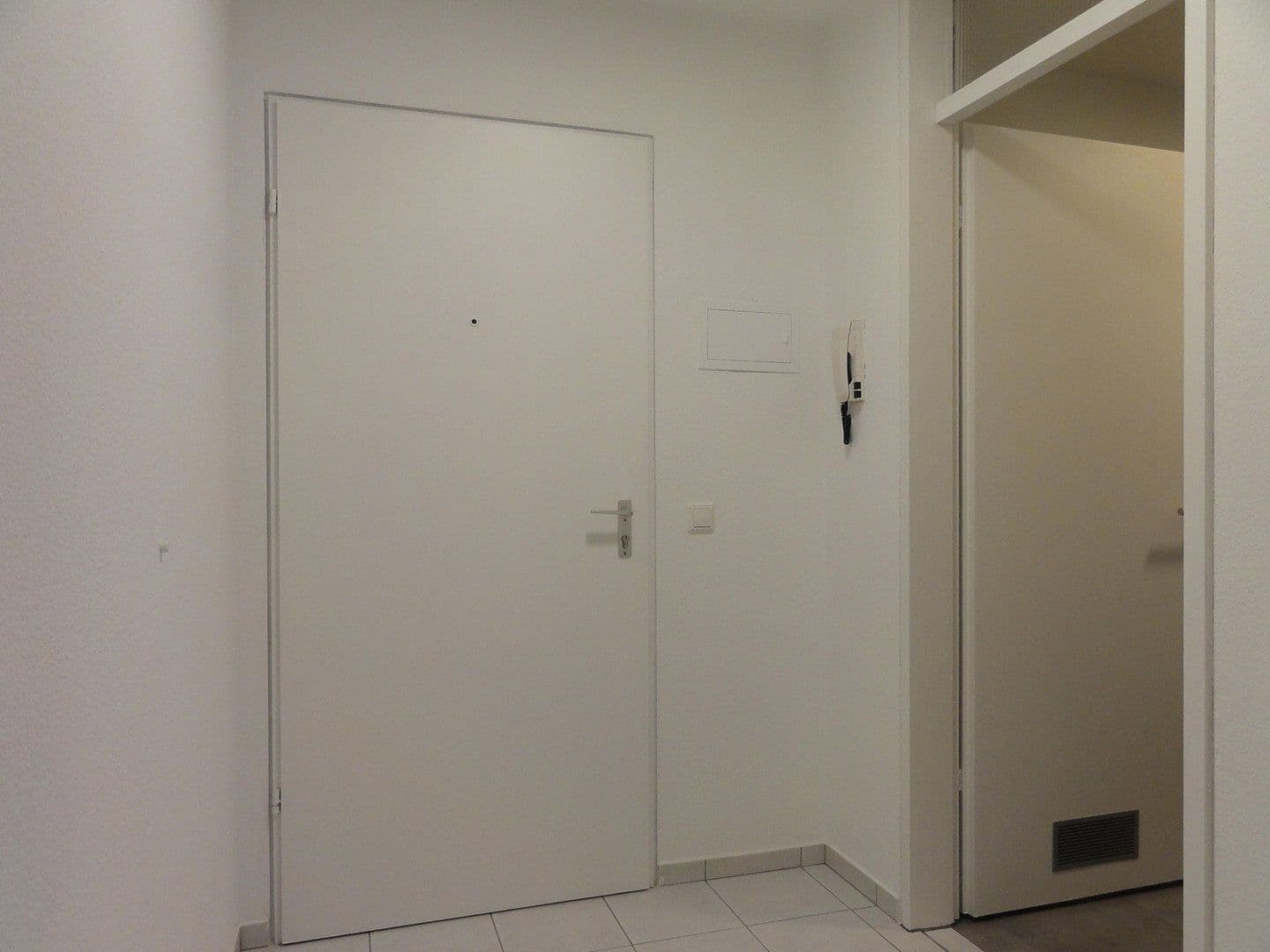 Prenájom bytu 1-izbový 42 m², Münchinger Weg 9, Schwieberdingen, Bádensko-Wurttembersko Prenájom bytu 1-izbový 42 m², Münchinger Weg 9, Schwieberdingen, Bádensko-Wurttembersko