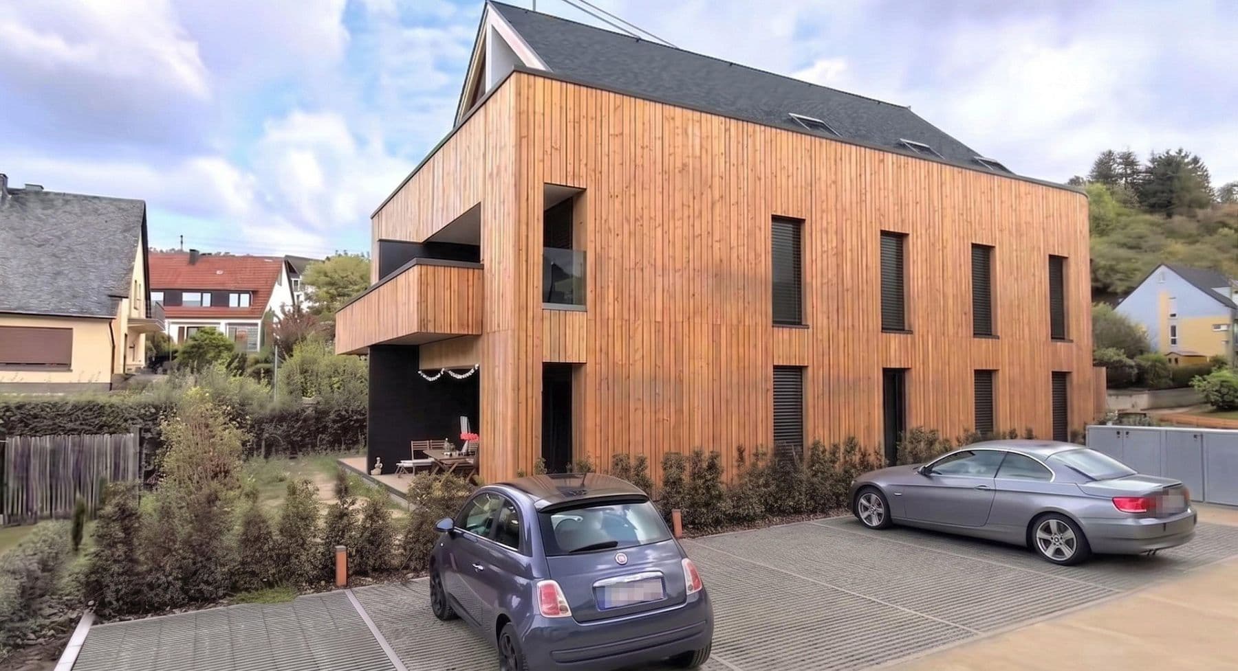 Predaj domu 568 m², pozemek 704 m², Schwarzer Weg 20 c, Trier, Porýnie-Falcko Predaj domu 568 m², pozemek 704 m², Schwarzer Weg 20 c, Trier, Porýnie-Falcko