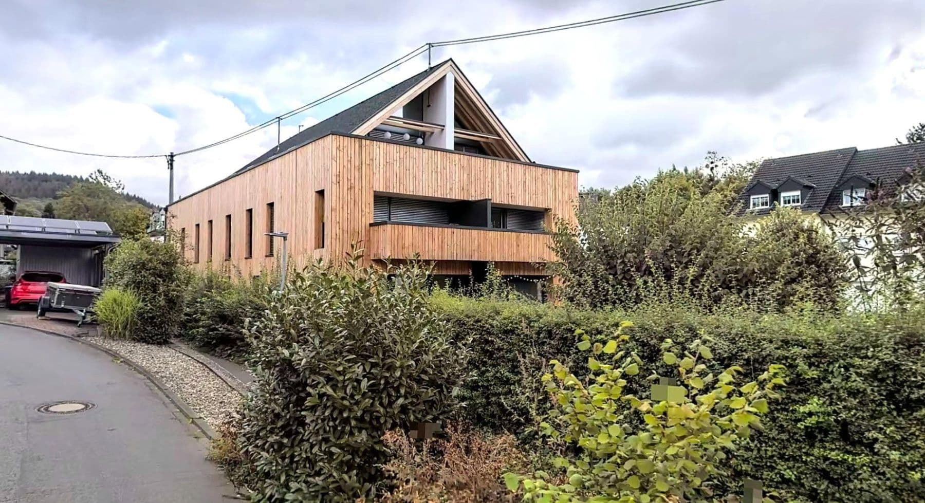 Predaj domu 568 m², pozemek 704 m², Schwarzer Weg 20 c, Trier, Porýnie-Falcko Predaj domu 568 m², pozemek 704 m², Schwarzer Weg 20 c, Trier, Porýnie-Falcko