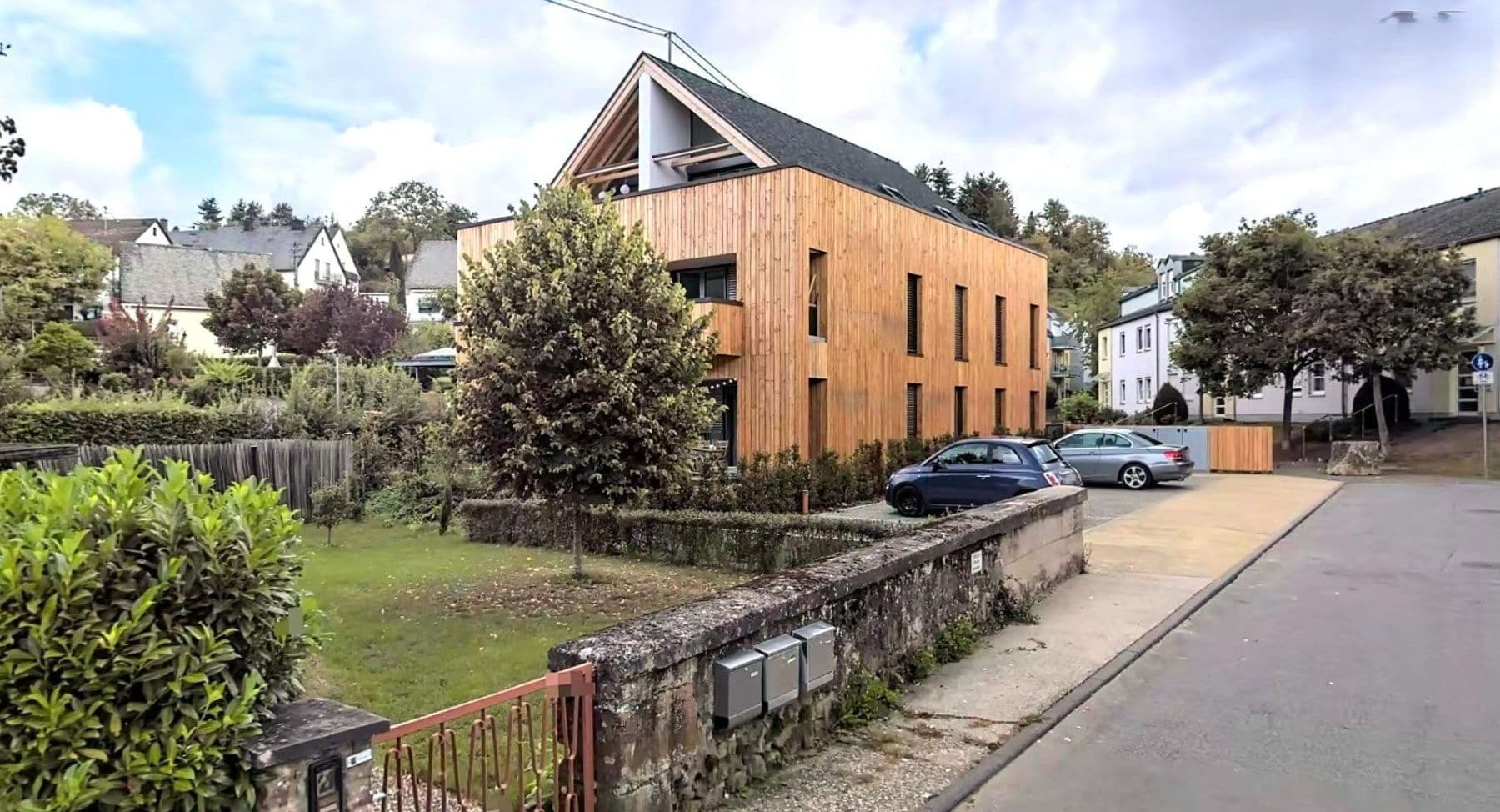 Predaj domu 568 m², pozemek 704 m², Schwarzer Weg 20 c, Trier, Porýnie-Falcko Predaj domu 568 m², pozemek 704 m², Schwarzer Weg 20 c, Trier, Porýnie-Falcko