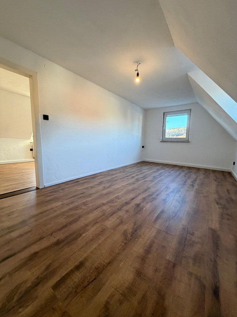 Predaj bytu 2-izbový 61 m², Windsbach, Bavorsko Predaj bytu 2-izbový 61 m², Windsbach, Bavorsko