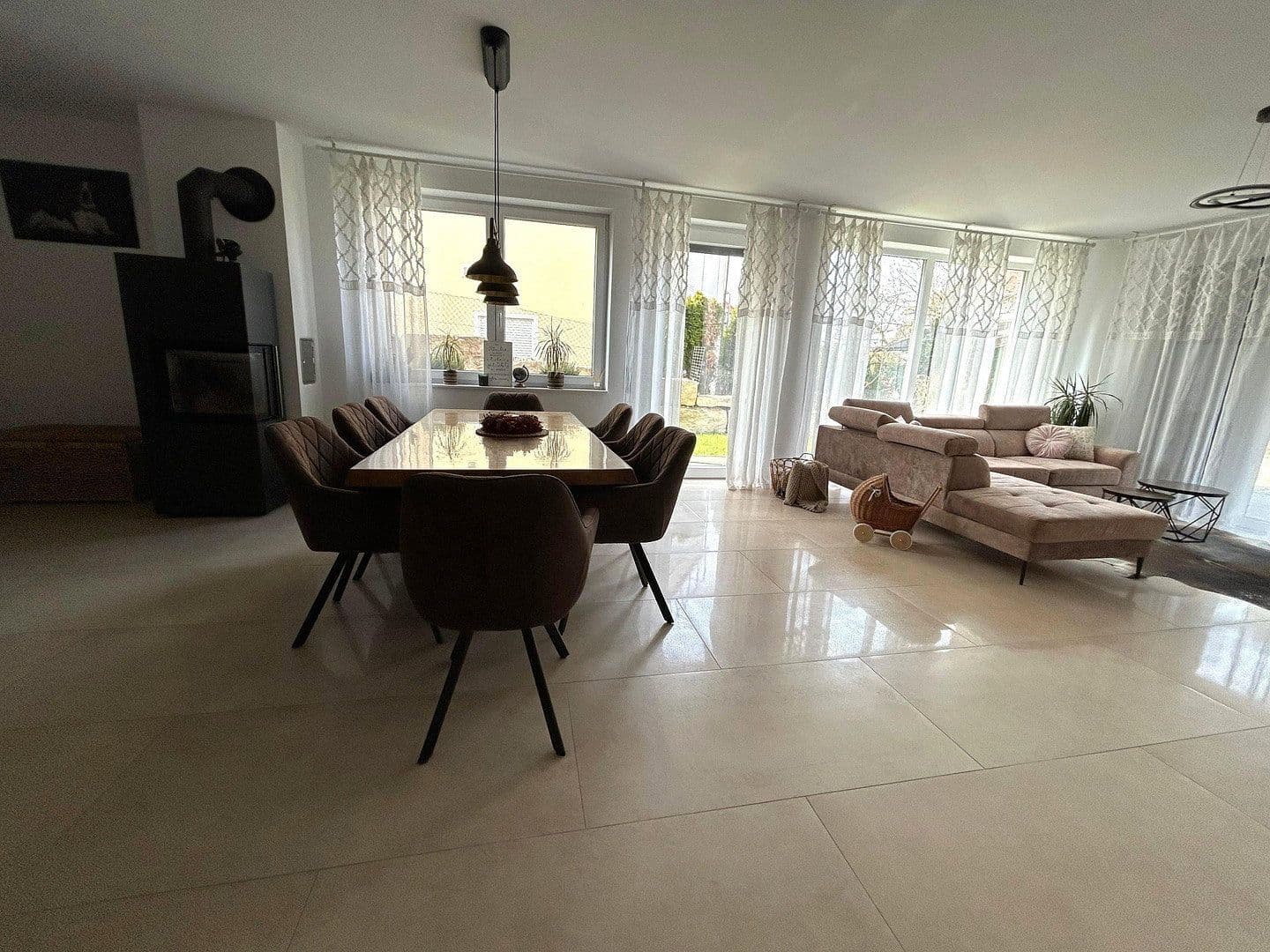 Predaj bytu 3-izbový 104 m², Niefern-Öschelbronn, Bádensko-Wurttembersko Predaj bytu 3-izbový 104 m², Niefern-Öschelbronn, Bádensko-Wurttembersko