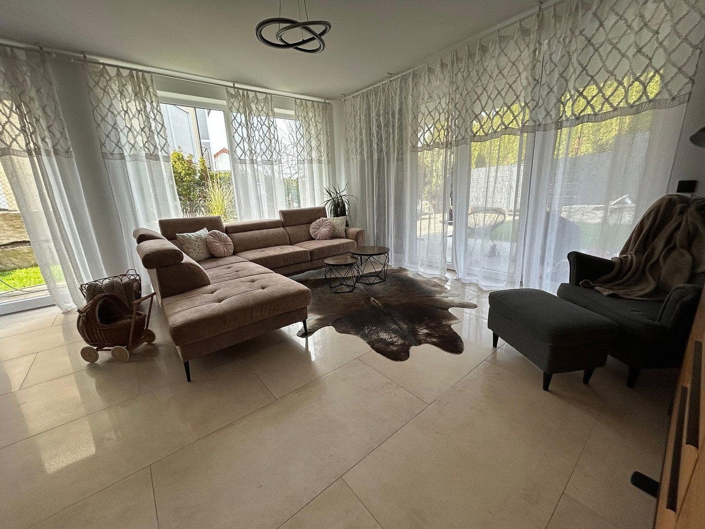 Predaj bytu 3-izbový 104 m², Niefern-Öschelbronn, Bádensko-Wurttembersko Predaj bytu 3-izbový 104 m², Niefern-Öschelbronn, Bádensko-Wurttembersko