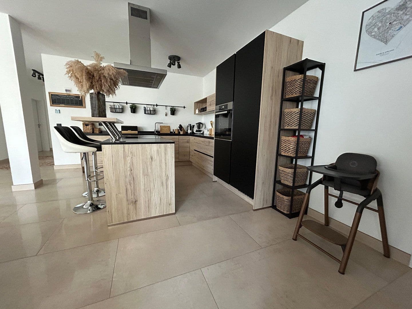 Predaj bytu 3-izbový 104 m², Niefern-Öschelbronn, Bádensko-Wurttembersko Predaj bytu 3-izbový 104 m², Niefern-Öschelbronn, Bádensko-Wurttembersko