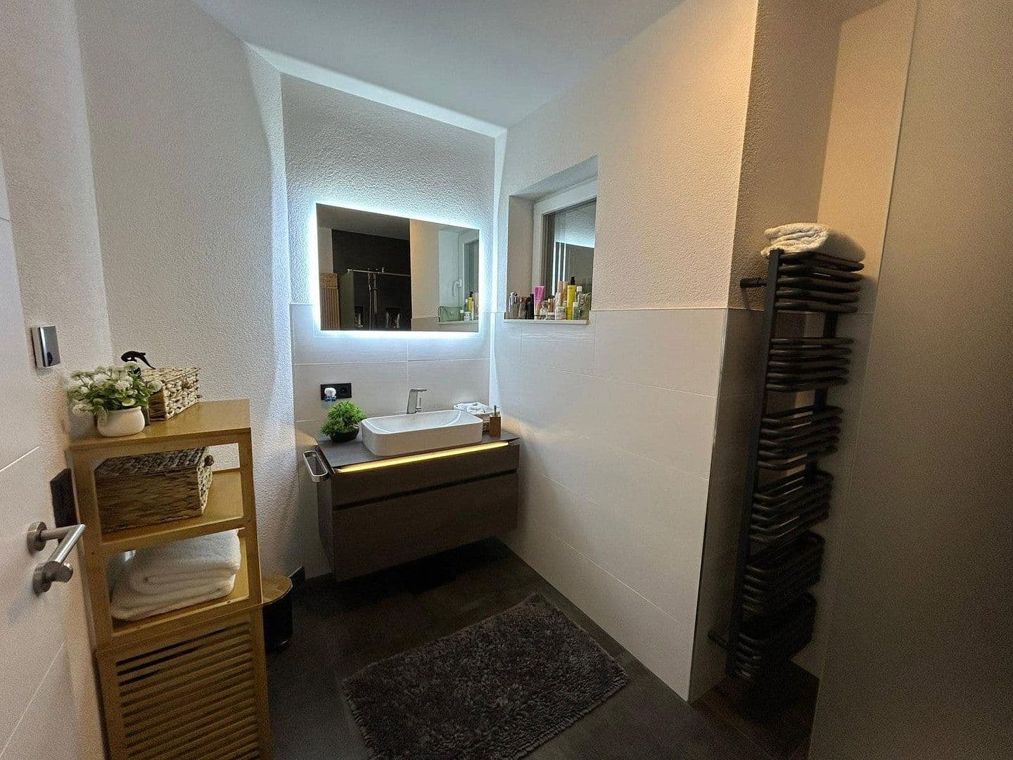 Predaj bytu 3-izbový 104 m², Niefern-Öschelbronn, Bádensko-Wurttembersko Predaj bytu 3-izbový 104 m², Niefern-Öschelbronn, Bádensko-Wurttembersko