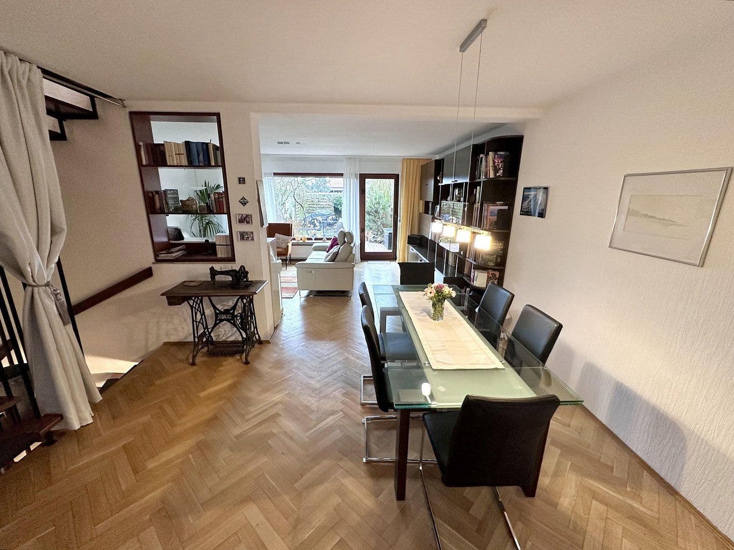 Predaj domu 110 m², pozemek 154 m², Mühltal, Hesensko Predaj domu 110 m², pozemek 154 m², Mühltal, Hesensko