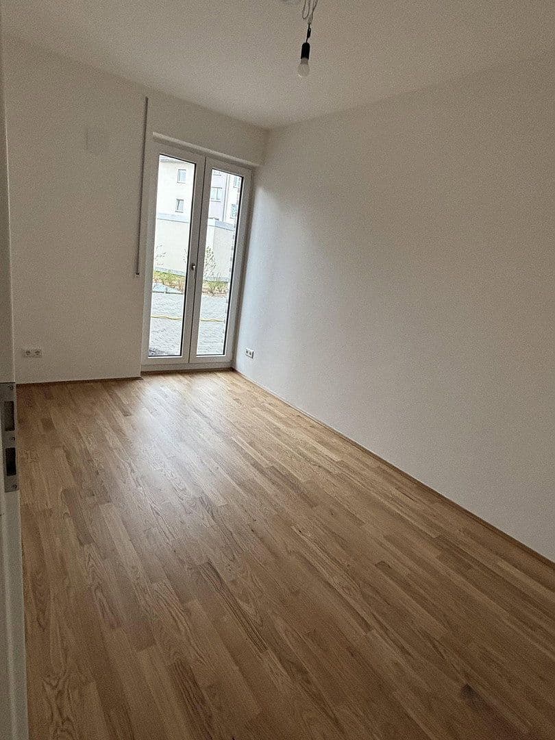 Prenájom bytu 3-izbový 76 m², Eschollbrücker Straße 8, Darmstadt, Hesensko Prenájom bytu 3-izbový 76 m², Eschollbrücker Straße 8, Darmstadt, Hesensko
