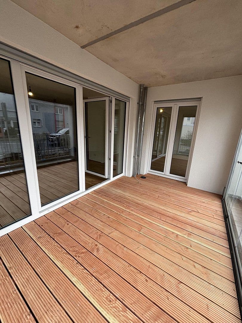 Prenájom bytu 3-izbový 76 m², Eschollbrücker Straße 8, Darmstadt, Hesensko Prenájom bytu 3-izbový 76 m², Eschollbrücker Straße 8, Darmstadt, Hesensko