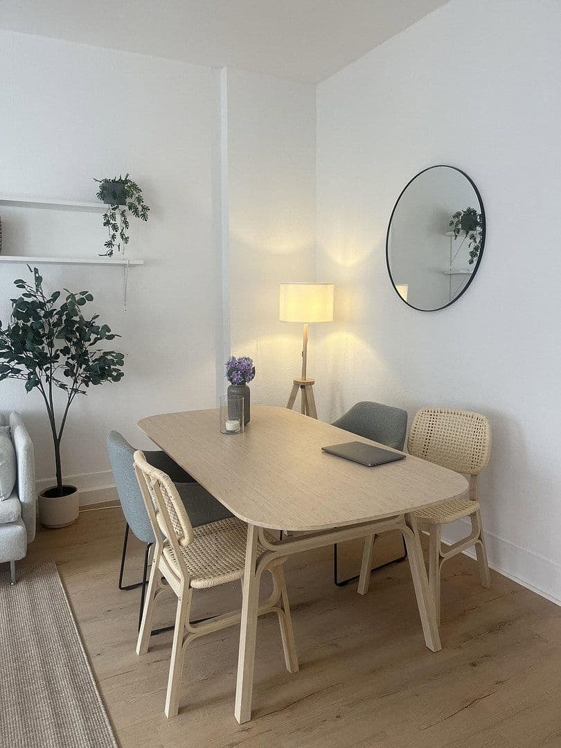 Prenájom bytu 2-izbový 60 m², Bleichtstrasse 41, Wiesbaden, Hesensko Prenájom bytu 2-izbový 60 m², Bleichtstrasse 41, Wiesbaden, Hesensko