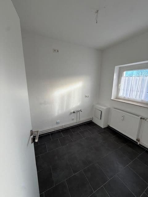 Prenájom bytu 3-izbový 61 m², Am Lauinger Weg 6, Königslutter am Elm, Dolné Sasko Prenájom bytu 3-izbový 61 m², Am Lauinger Weg 6, Königslutter am Elm, Dolné Sasko