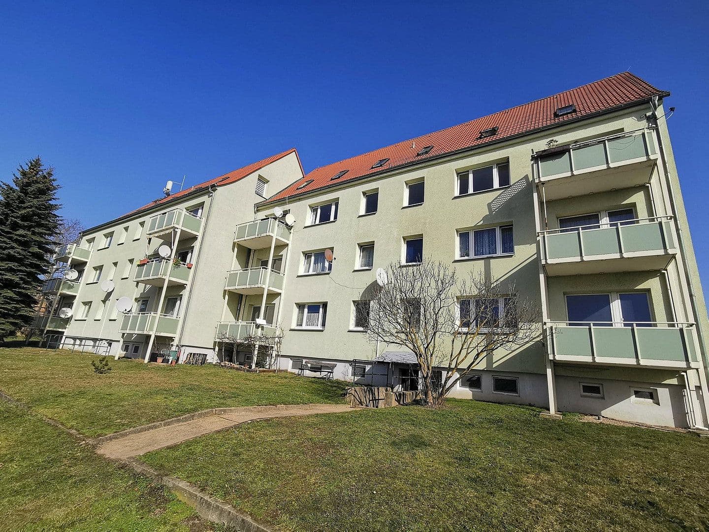 Prenájom bytu 4-izbový 75 m², Seligenstädter Straße 12, Gera - Aga, Durínsko Prenájom bytu 4-izbový 75 m², Seligenstädter Straße 12, Gera - Aga, Durínsko