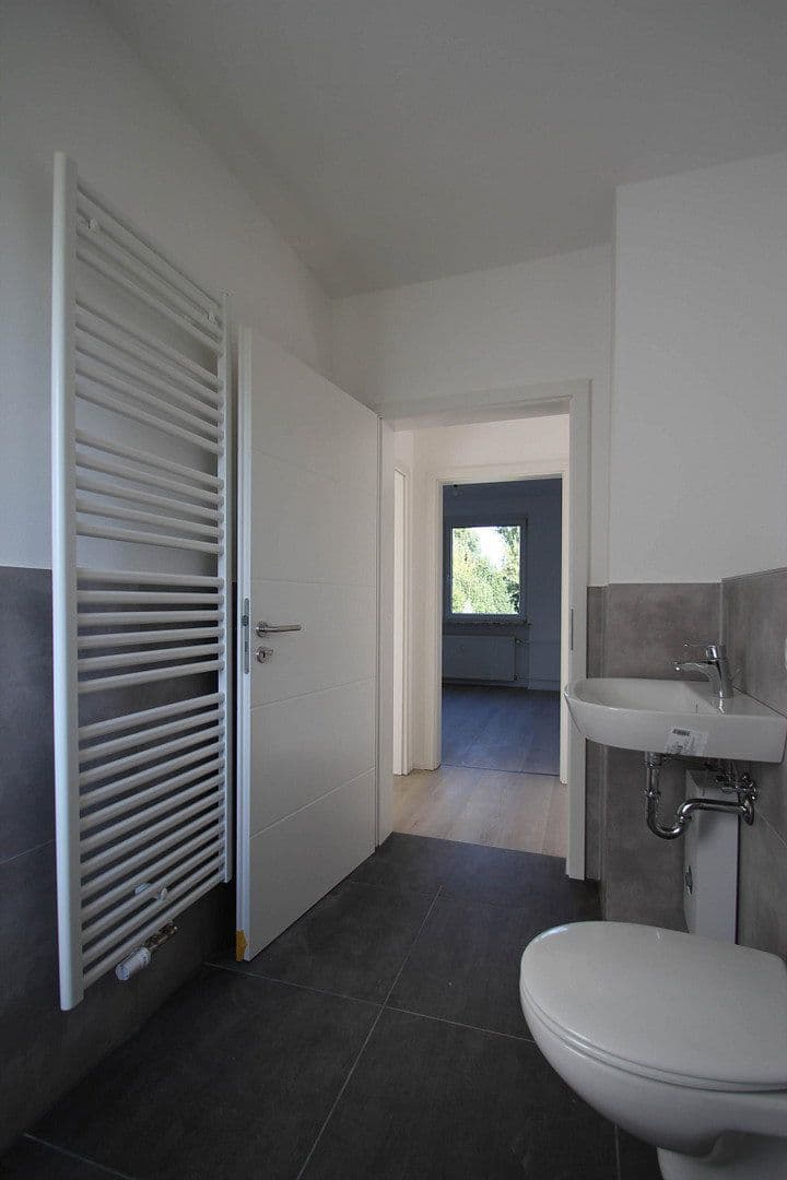 Prenájom bytu 4-izbový 68 m², Ivendorfer Landstr. 2, Lübeck, Šlezvicko-Holštajnsko Prenájom bytu 4-izbový 68 m², Ivendorfer Landstr. 2, Lübeck, Šlezvicko-Holštajnsko