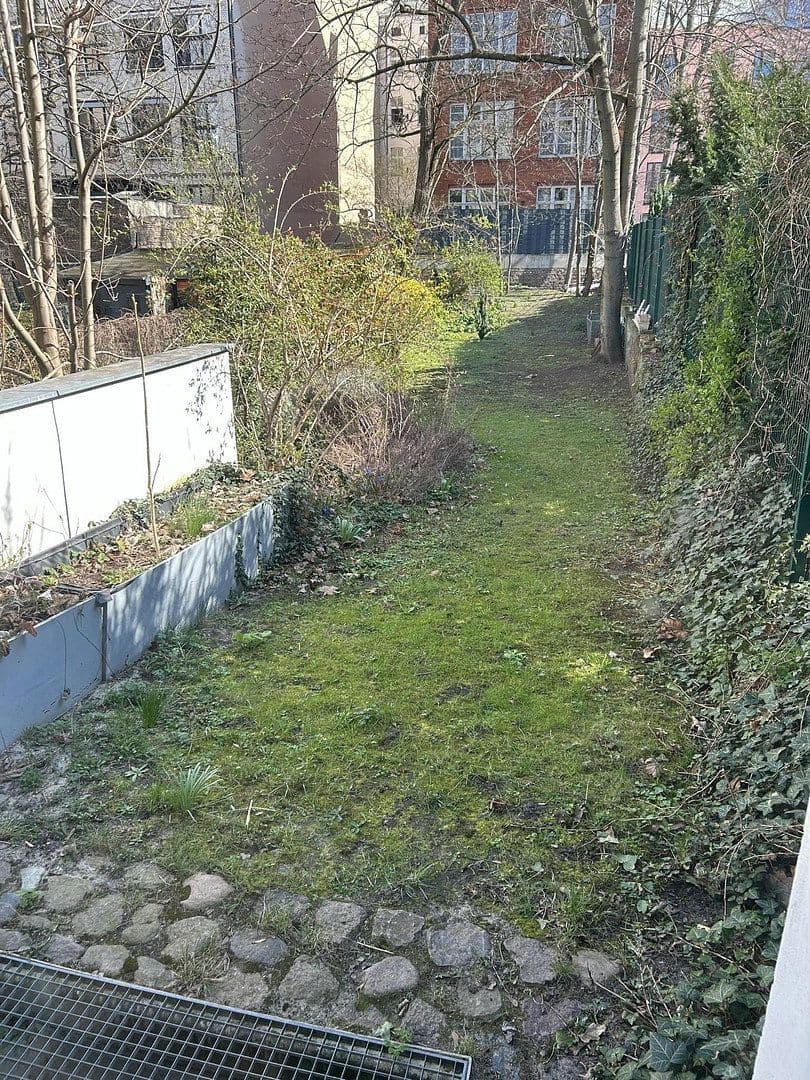 Predaj domu 1.000 m², pozemek 1.078 m², Berlin, Berlín Predaj domu 1.000 m², pozemek 1.078 m², Berlin, Berlín