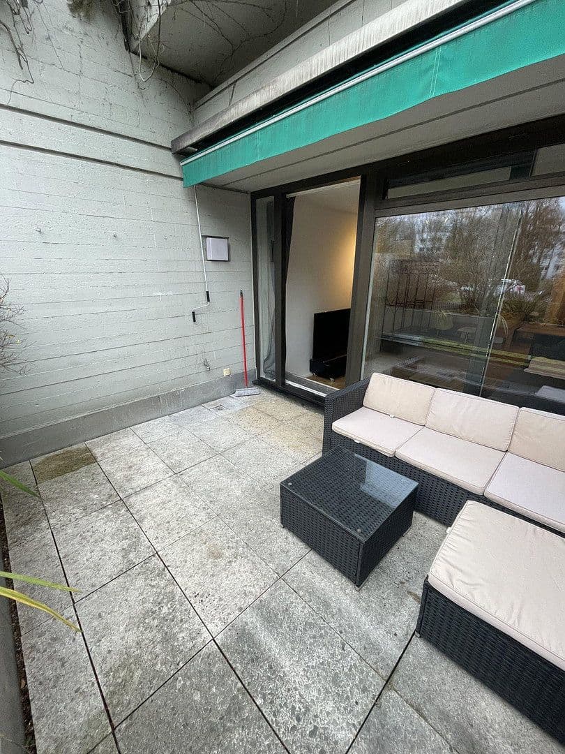 Prenájom bytu 1-izbový 45 m², München, Bavorsko Prenájom bytu 1-izbový 45 m², München, Bavorsko