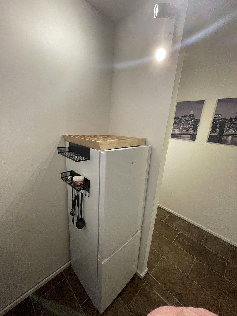 Prenájom bytu 1-izbový 45 m², München, Bavorsko Prenájom bytu 1-izbový 45 m², München, Bavorsko