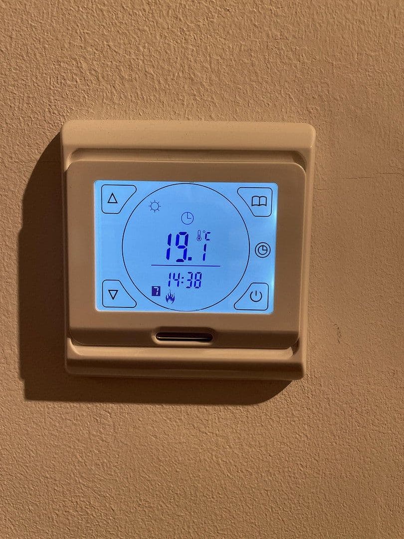 Prenájom bytu 1-izbový 45 m², München, Bavorsko Prenájom bytu 1-izbový 45 m², München, Bavorsko