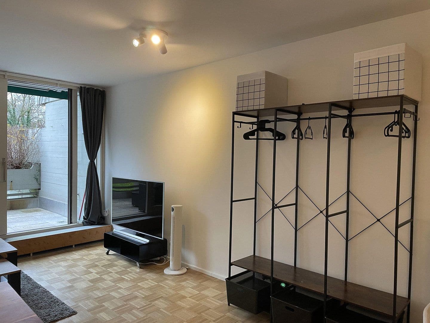 Prenájom bytu 1-izbový 45 m², München, Bavorsko Prenájom bytu 1-izbový 45 m², München, Bavorsko