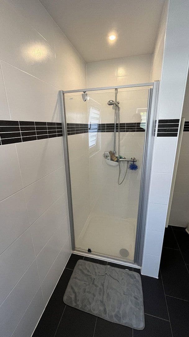 Predaj domu 334 m², pozemek 476 m², Anna-Nopper-Str. 17, Kornwestheim, Bádensko-Wurttembersko Predaj domu 334 m², pozemek 476 m², Anna-Nopper-Str. 17, Kornwestheim, Bádensko-Wurttembersko