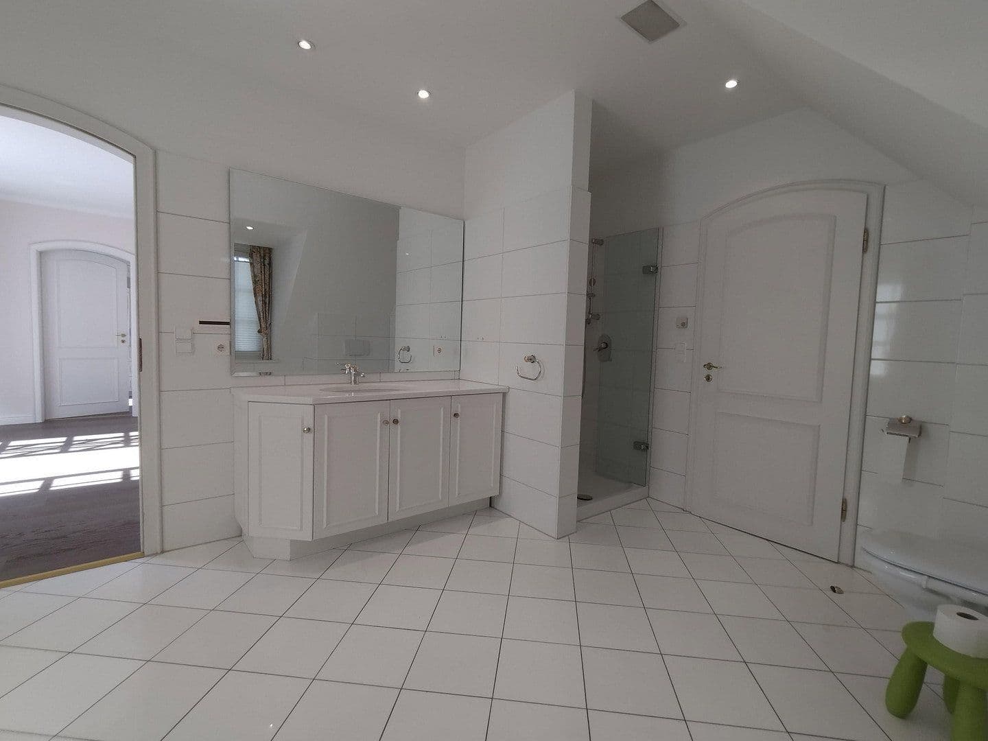 Prenájom domu 357 m², pozemek 1.008 m², Hamburg, Hamburg Prenájom domu 357 m², pozemek 1.008 m², Hamburg, Hamburg