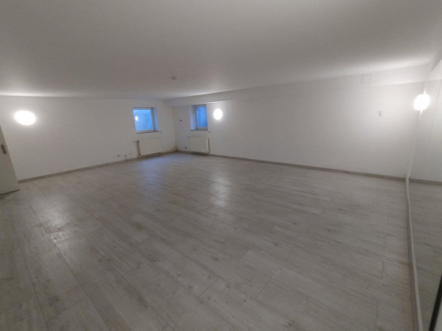 Prenájom domu 357 m², pozemek 1.008 m², Hamburg, Hamburg Prenájom domu 357 m², pozemek 1.008 m², Hamburg, Hamburg