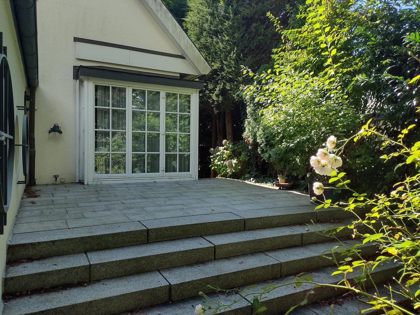 Prenájom domu 357 m², pozemek 1.008 m², Hamburg, Hamburg Prenájom domu 357 m², pozemek 1.008 m², Hamburg, Hamburg